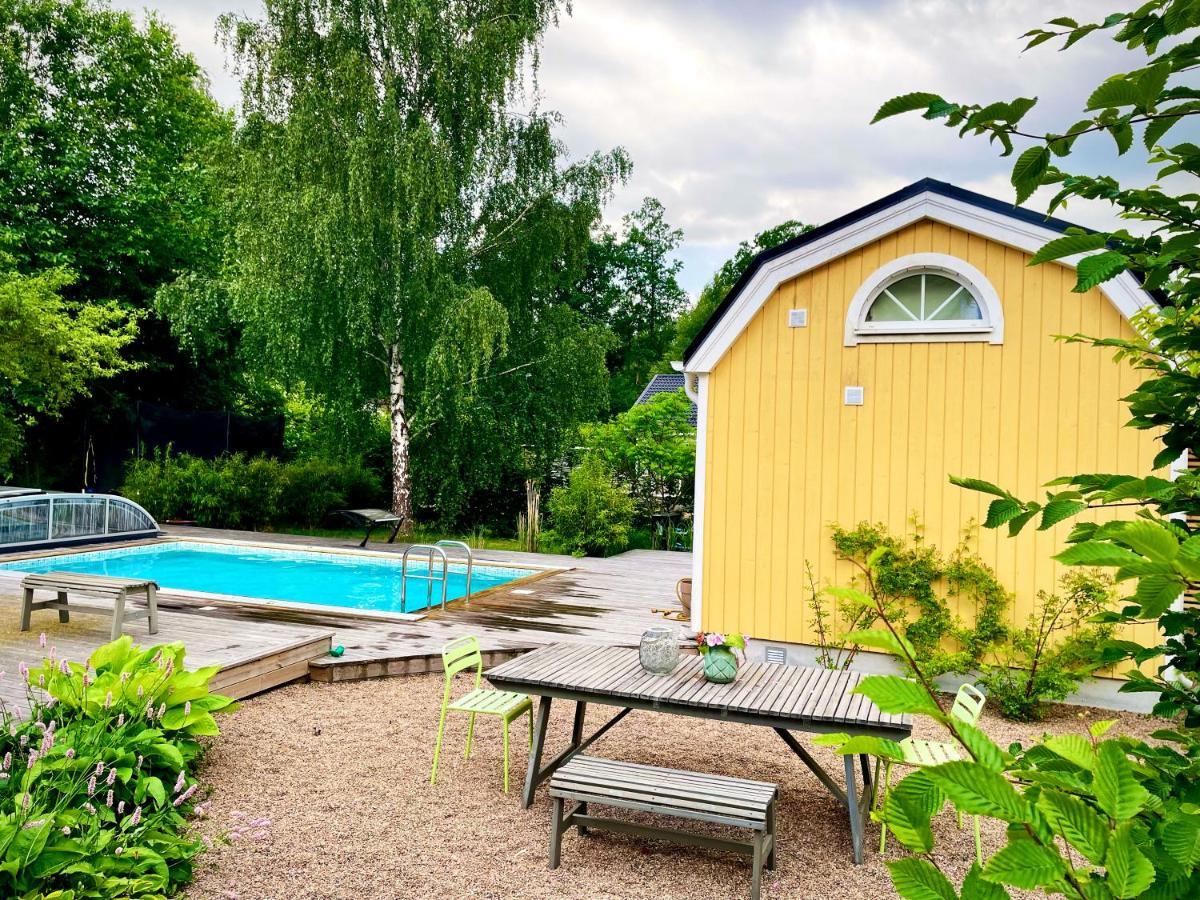 Charming Little Country House In Central Aelmhult Exteriör bild